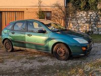 Usata Ford Focus 100 CV (73 kW) 1999 Verde Berlina