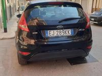 Usata Ford Fiesta 70 CV (51 kW) 2011 Nero Utilitaria