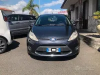 Usata Ford Fiesta Titanium 68 CV (50 kW) 2009 Grigio Berlina