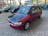 Usata Peugeot 106 60 CV (44 kW) 1998 Rosso Utilitaria