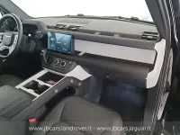 Käytetty Land Rover Defender S 400 HP (294 kW) 2024 Musta Katumaasturi