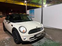 Usata Mini Cooper D 109 CV (80 kW) 2009 Utilitaria