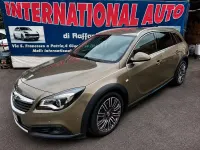 Usata Opel Insignia Country Tourer 169 CV (124 kW) 2015 Verde Station wagon