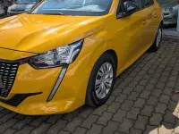 Usata Peugeot 208 Active 75 CV (55 kW) 2023 Giallo Utilitaria