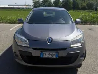 Usata Renault Mégane GrandTour 90 CV (66 kW) 2010 Grigio Station wagon