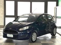 Usata Ford Fiesta Business Edition 75 CV (55 kW) 2016 Blu pastello Utilitaria