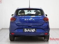 Usata Dacia Sandero Expression 67 CV (49 kW) 2024 Blu Berlina