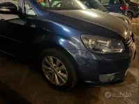 Usata VW Touran 140 CV (102 kW) 2015 Bluazzurro Monovolume