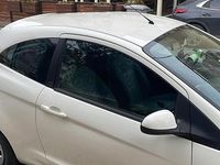 Usata Ford Ka 69 CV (50 kW) 2010 Bianco Utilitaria