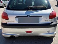 Usata Peugeot 206 68 CV (50 kW) 2002 Grigio Berlina