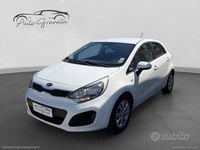 Usata Kia Rio EX 90 CV (66 kW) 2012 Bianco Berlina