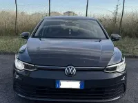 Usata VW Golf VIII Life 131 CV (96 kW) 2020 Berlina