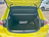 Usata Peugeot 208 Active 2024 Giallo Utilitaria