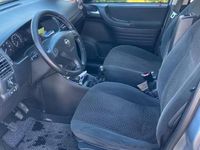 Usata Opel Zafira 2004 Grigio Monovolume