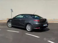 Usata Alfa Romeo GT Progression 165 CV (121 kW) 2004 Grigio Coupé