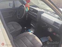 Begagnad VW Jetta 1987 Vit Sedan