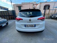 Usata Renault Scénic IV 110 CV (80 kW) 2019 Bianco Monovolume