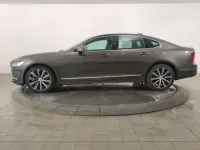 Usata Volvo S90 Plus 235 CV (172 kW) 2025 Platinum grey metallizzato Berlina