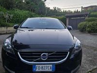 Usata Volvo V40 Momentum 120 CV (88 kW) 2017 Berlina