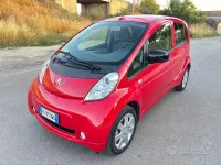 Usata Peugeot iON 35 kW (48 CV) 2011 Rosso Utilitaria