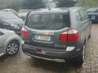 Usata Chevrolet Orlando 163 CV (119 kW) 2011 Grigio Monovolume