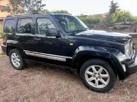Usata Jeep Cherokee Limited 177 CV (130 kW) 2010 Nero SUV