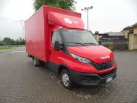 Usata Iveco Daily 136 CV (100 kW) 2021 Rosso Cabrio
