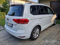 Usata VW Touran 150 CV (110 kW) 2017 Bianco Monovolume