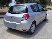 Usata Renault Clio III 75 CV (55 kW) 2010 Grigio Utilitaria