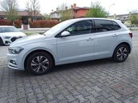 Usata VW Polo Comfortline 95 CV (69 kW) 2019 White silver metall. Utilitaria