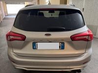 Usata Ford Focus ST-Line 120 CV (88 kW) 2021 Grigio Station wagon