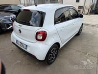 Usata Smart ForFour Passion 71 CV (52 kW) 2016 Bianco Utilitaria