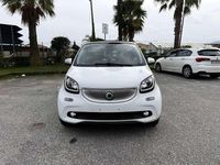 Usata Smart ForFour Passion 90 CV (66 kW) 2017 Grigio / bianco Utilitaria