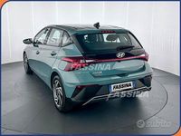 Usata Hyundai i20 84 CV (61 kW) 2023 Verde Utilitaria