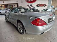 Usata Mercedes SL350 245 CV (180 kW) 2005 Argento Cabrio
