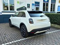 Usata Fiat 600 La Prima 101 CV (74 kW) 2024 Bianco SUV