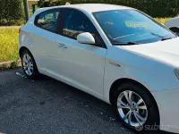 Usata Alfa Romeo Giulietta 109 CV (80 kW) 2013 Bianco Utilitaria
