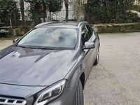Usata Mercedes GLA200 Premium 136 CV (100 kW) 2019 Grigio SUV