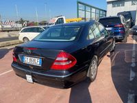 Usata Mercedes E280 Avantgarde 177 CV (130 kW) 2005 Nero Berlina