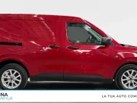 Usata Ford Courier Trend 99 CV (72 kW) 2024 Fantastic red Monovolume