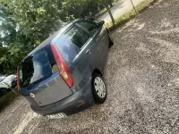 Usata Fiat Punto 60 CV (44 kW) 2004 Bluazzurro Utilitaria