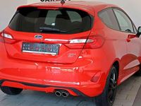 Begagnad Ford Fiesta ST 205 HK (150 kW) 2018 Röd Halvkombi