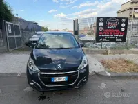 Usata Peugeot 208 Allure 75 CV (55 kW) 2016 Grigio Utilitaria
