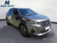 Usata Peugeot 2008 Allure 131 CV (96 kW) 2023 Grigio SUV