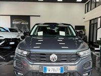 Usata VW T-Roc Style 150 CV (110 kW) 2019 Grigio SUV