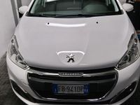 Usata Peugeot 208 Allure 75 CV (55 kW) 2016 Bianco Utilitaria