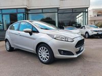 Usata Ford Fiesta 95 CV (69 kW) 2017 Argento Berlina