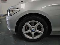 Usata BMW 116 Advantage 116 CV (85 kW) 2017 Argento Utilitaria