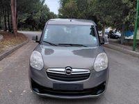 Usata Opel Combo 105 CV (77 kW) 2013 Grigio Monovolume
