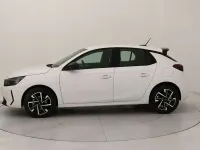 Usata Opel Corsa 101 CV (74 kW) 2025 Arktis white Utilitaria